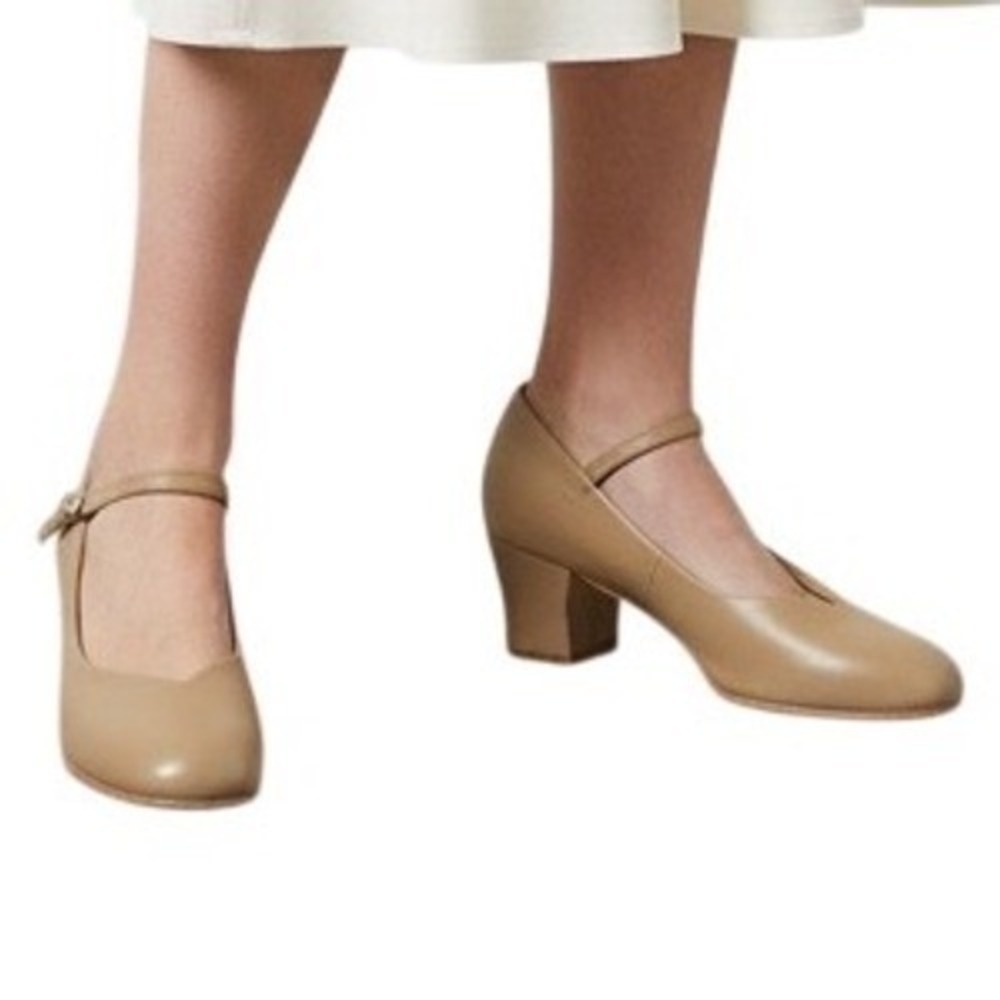 Capezio‎ Cassie Jr 831 Caramel Character Shoes Tan Mary Jane adult 5.5 N